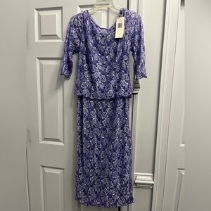 Elegant dressy dress Lilac size 10